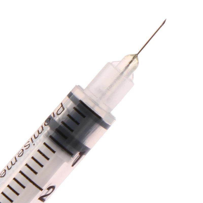 10pcs 1ml Disposable Plastic Veterinary Syringe With Needles For Pet Farm Animal Cat Dog Pig Cattle Sheep Horses - Simply Petastic